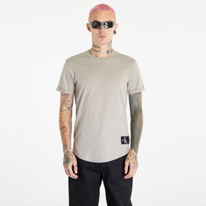 Tričko s krátkym rukávom CALVIN KLEIN JEANS Badge Turn Up Short Sleeve T-Shirt Grey